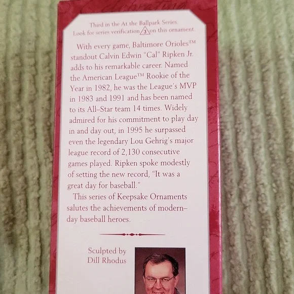 1998 Hallmark Keepsake Ornament - Cal Ripken Jr. At the Ballpark - Orioles - Picture 2 of 9